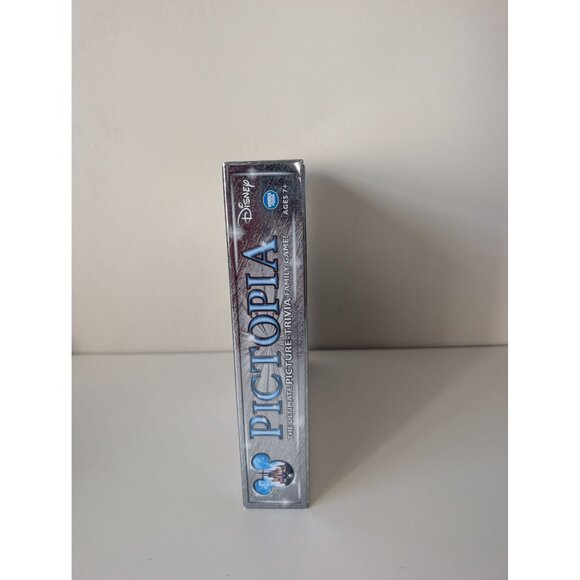 Disney Pictopia Picture-Trivia Family Game With 1000 Questions NEW - Picture 4 of 5